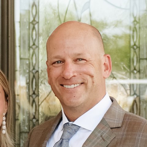 Portrait of John Benson, strategic advisor at Gensteq